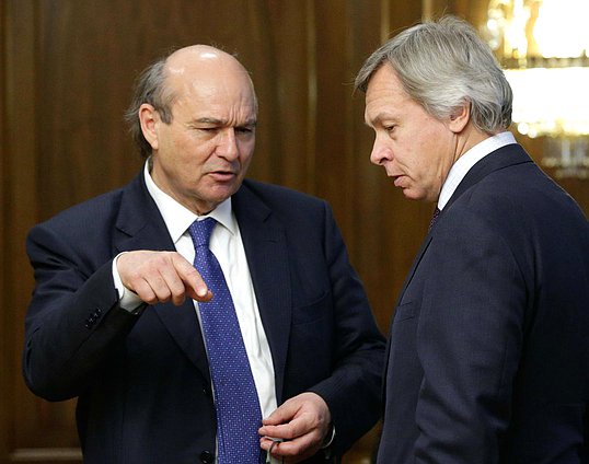 Встреча Председателя Государственной Думы Федерального Собрания Российской Федерации С.Е. Нарышкина с парламентской делегацией Французской Республики во главе с членом Комиссии Национального собрания по международным делам, со президентом Ассоциации "Франко-российский диалог" Т. Мариани.