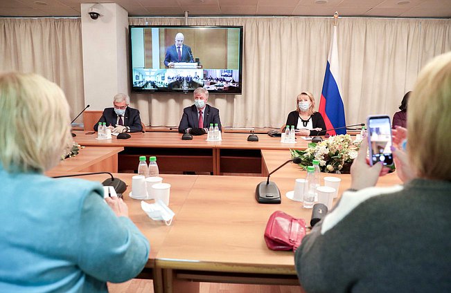 Заседание фракции «Единая Россия», посвященное обсуждению проекта федерального бюджета на 2021 год и плановый период 2022 и 2023 годов