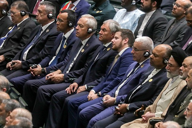 Председатель Государственной Думы Вячеслав Володин принял участие в церемонии инаугурации избранного Президента Исламской Республики Иран Масуда Пезешкиана