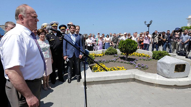 Церемония открытия Закладного камня на месте установки памятника князю Г.А.Потемкину-Таврическому.