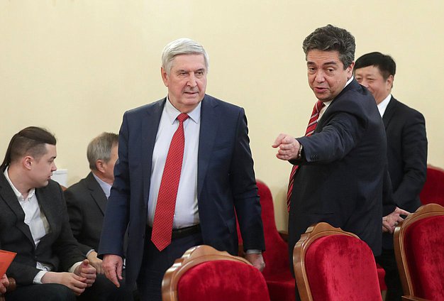 伊万·梅尔尼科夫国家杜马第一副主席