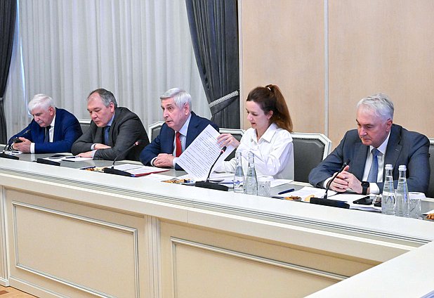 Встреча Первого заместителя Председателя Государственной Думы Ивана Мельникова с делегацией Социалистической Республики Вьетнам во главе с заместителем Председателя Национального собрания Ле Минь Хоаном