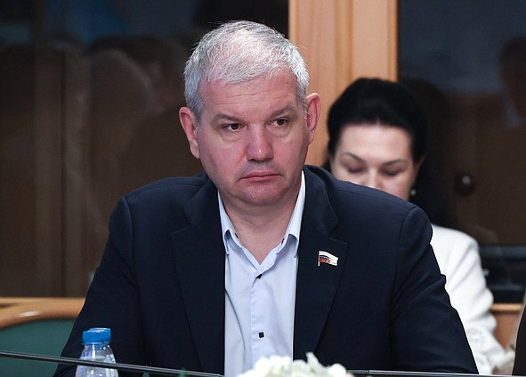 Член Комитета по развитию Дальнего Востока и Арктики Михаил Кисляков