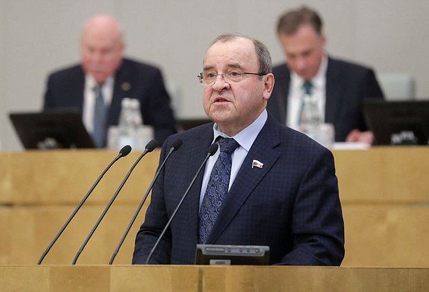 Член Комитета по по бюджету и налогам Виктор Селиверстов