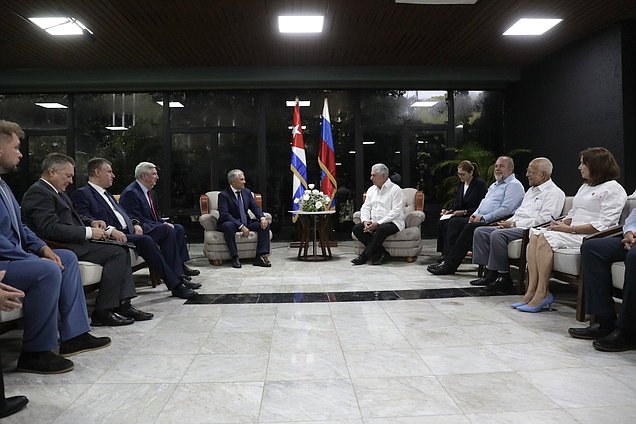 Reunión del Jefe de la Duma Estatal Vyacheslav Volodin, con el Presidente de la República de Cuba Miguel Díaz-Canel Bermúdez