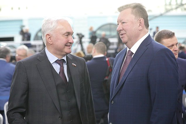 Председатель Комитета по обороне Андрей Картаполов и Председатель Комитета по аграрным вопросам Владимир Кашин