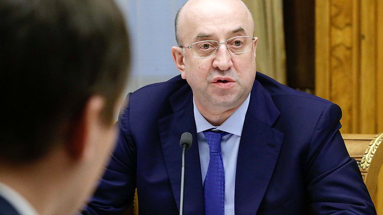 Заседание рабочей группы при Председателе Государственной Группы по правовому анализу законодательных процедур и принимаемых на Украине правовых актов.
