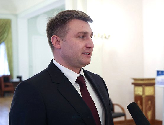 Эдуард Шонов ("Единая Россия")
