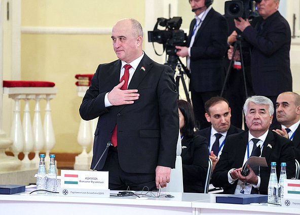 Председатель Маджлиси милли Маджлиси Оли Республики Таджикистан Файзали Идизода