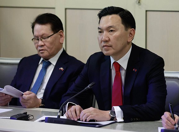 Председатель Великого Государственного Хурала Монголии Ням-Осорын Учрал