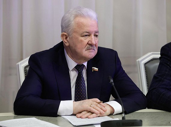 Председатель Комитета по транспорту и развитию транспортной инфраструктуры Евгений Москвичев