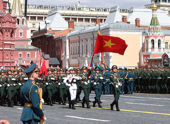 Парад в честь 80-й годовщины Победы в Великой Отечественной войне