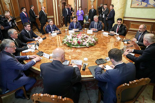 Встреча глав парламентских делегаций с Премьер-министром Республики Армения Николом Пашиняном