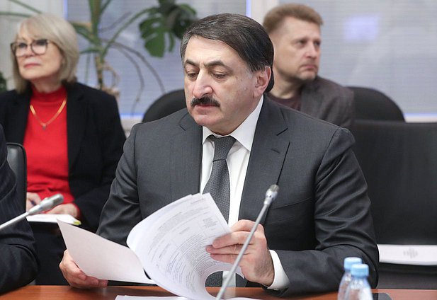 Член Комитета по энергетике Джамаладин Гасанов