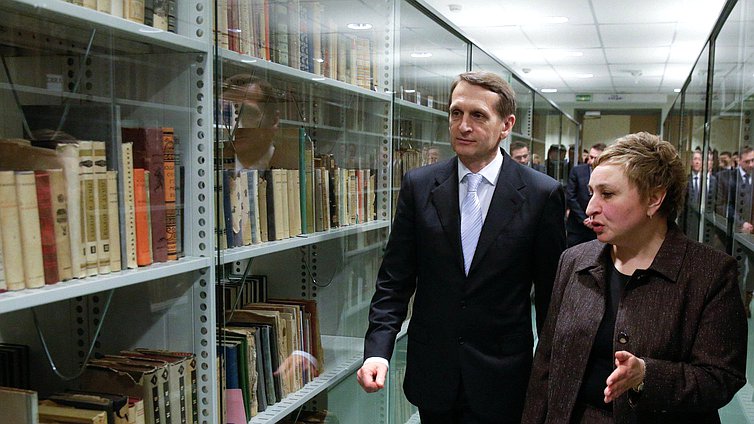 Рабочая поездка Председателя Государственной Думы Сергея Нарышкина в Уральский федеральный округ. Посещение Тюменской областной научной библиотеки имени Д.И. Менделева.