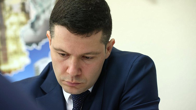 Кандидат на должность Министра промышленности и торговли Антон Алиханов