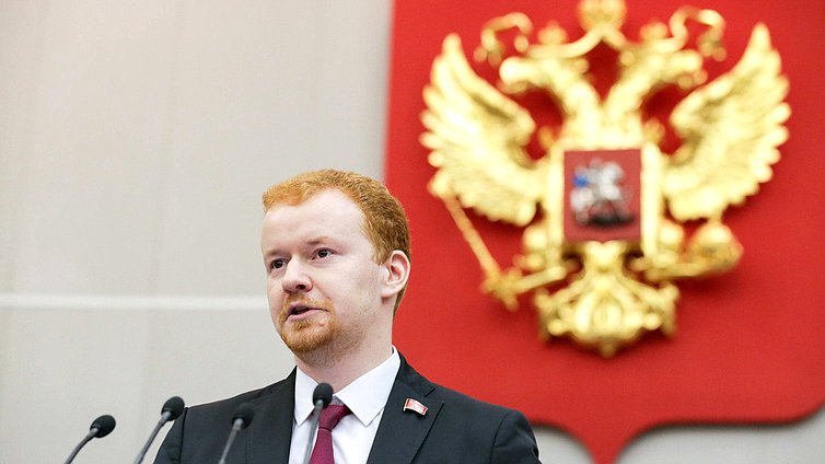 Член Комитета по федеративному устройству и вопросам местного самоуправления Денис Парфенов