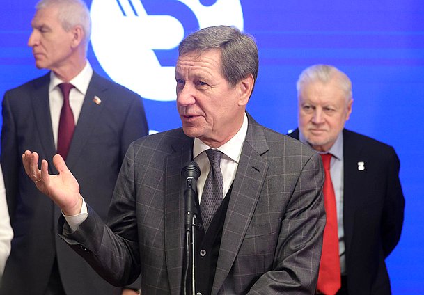 Первый заместитель Председателя Государственной Думы Александр Жуков