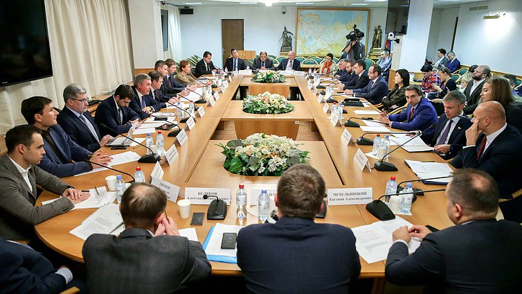 Расширенное заседание Комитета по информационной политике, информационным технологиям и связи на тему «О роуминге в Российской Федерации»