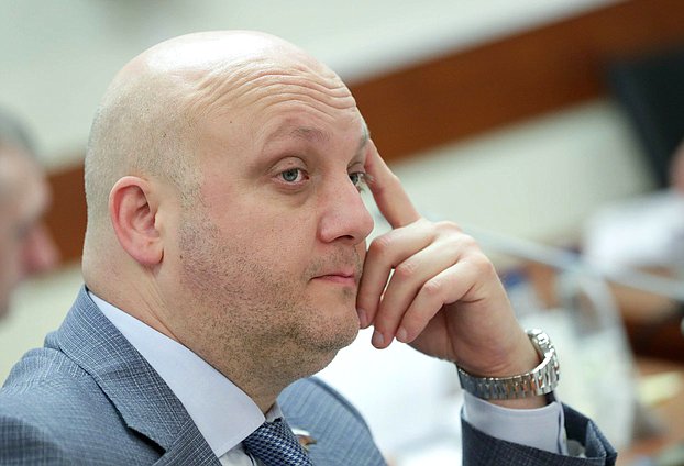 Член Комитета по энергетике Муслим Татриев