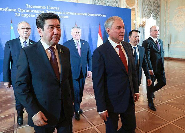 Председатель Государственной Думы Вячеслав Володин и Председатель Мажилиса Парламента Республики Казахстан Ерлан Кошанов