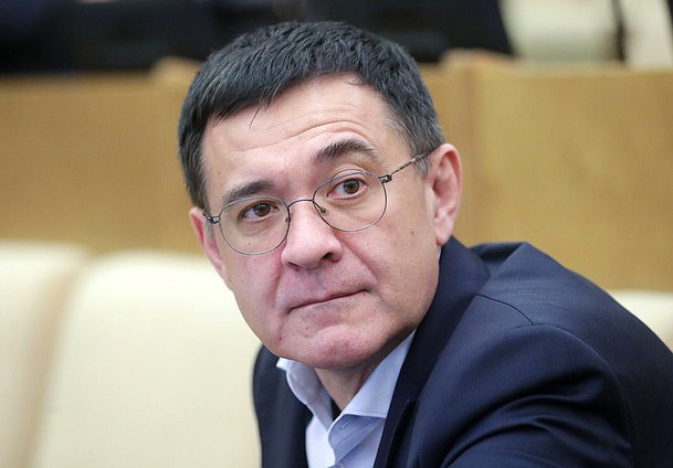 Первый заместитель Председателя Комитета по энергетике Валерий Селезнев