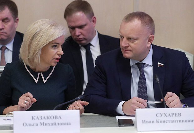 Chairwoman of the Committee on Education Olga Kazakova and First Deputy Chairman of the Committee on Ownership, Land and Property Relations Ivan Sukharev