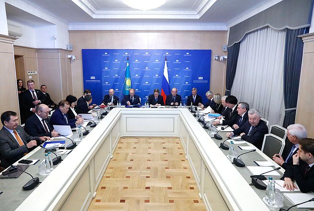 Заседание Межпалатной комиссии по сотрудничеству между Государственной Думой и Мажилисом Парламента Республики Казахстан