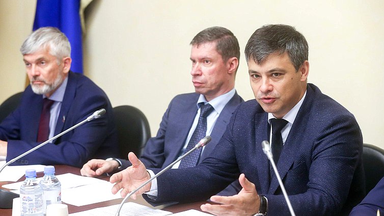 Председатель Комитета по охране здоровья Дмитрий Морозов