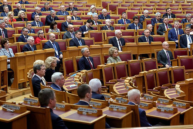Встреча Президента РФ Владимира Путина с членами Совета законодателей Российской Федерации