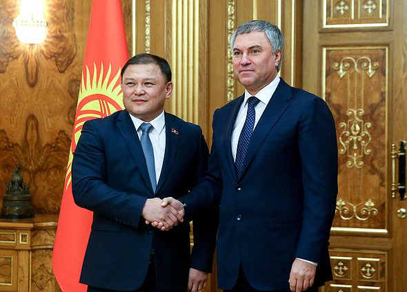 Chairman of the Jogorku Kenesh of the Kyrgyz Republic Dastanbek Dzhumabekov and Chairman of the State Duma Viacheslav Volodin
