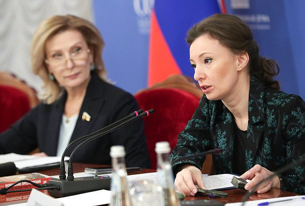 Senator of the Russian Federation Inna Svyatenko and Deputy Chairwoman of the State Duma Anna Kuznetsova