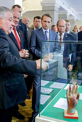Церемония открытия выставки «НИЦ «Курчатовский институт»: от атомного проекта к природоподобным технологиям». 

