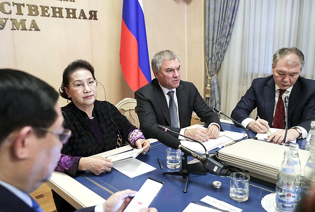 Chairwoman of the National Assembly of Vietnam Nguyễn Thị Kim Ngân and Chairman of the State Duma Viacheslav Volodin