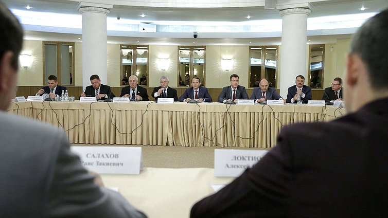 Заседание Совета по местному самоуправлению при Председателе Государственной Думы Федерального Собрания Российской Федерации.