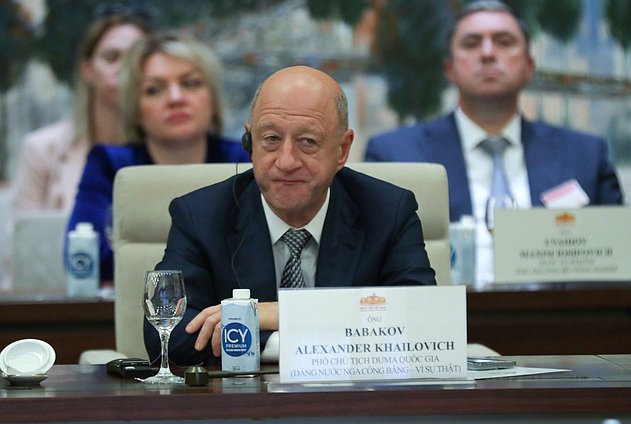 Jefe Adjunto de la Duma Estatal Alexander Babakov
