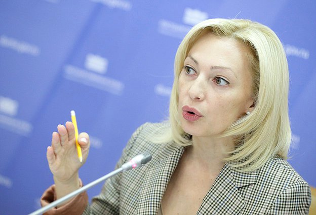 Председатель Комитета по развитию гражданского общества, вопросам общественных и религиозных объединений Ольга Тимофеева