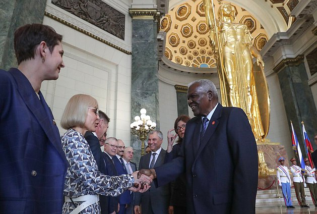 Reunión del Jefe de la Duma Estatal, Vyacheslav Volodin, con el Presidente de la Asamblea Nacional del Poder Popular y del Consejo de Estado de la República de Cuba, Esteban Lazo Hernández