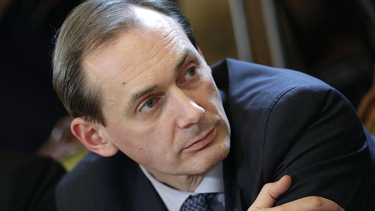 Заседание советов по изданию Православной энциклопедии.