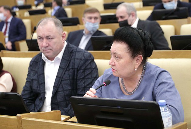 Член Комитета по контролю и Регламенту Раиса Кармазина