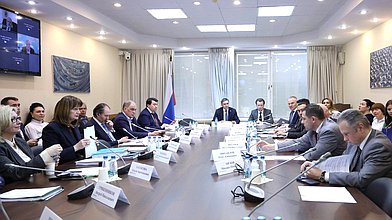 Заседание Комитета по экологии, природным ресурсам и охране окружающей среды