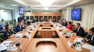 Расширенное заседание подкомитета по делам молодежи при Комитете по физической культуре, спорту, туризму и делам молодежи