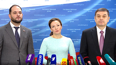 Пресс-подход представителей фракции «Единая Россия»