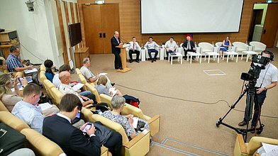 Круглый стол на тему: «О состоянии экологической безопасности населения РФ в современных условиях, в том числе в Москве и Московской области»