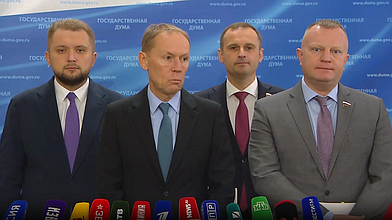 Пресс-подход представителей фракции ЛДПР