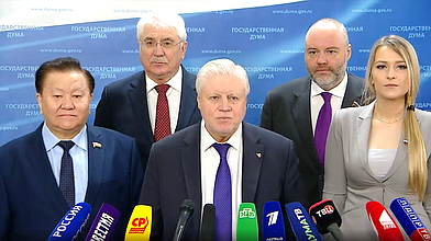 Пресс-подход представителей фракции «Справедливая Россия — За правду»