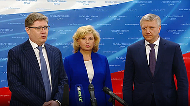 Пресс-подход после заседания президиума фракции «Единая Россия»