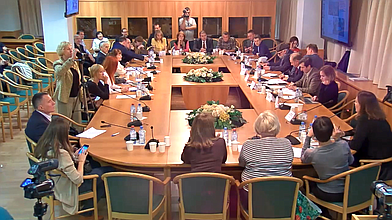 Круглый стол «Законодательное обеспечение нормативов застройки жилых микрорайонов в городах РФ»