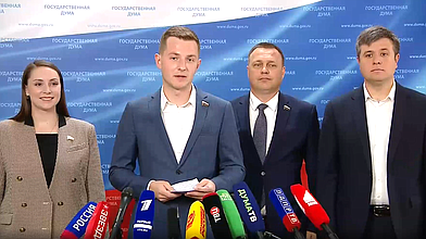 Пресс-подход представителей фракции «Единая Россия»