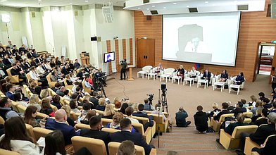 Парламентские слушания Комитета по вопросам семьи, женщин и детей на тему: «О совершенствовании законодательного регулирования деятельности органов опеки и попечительства. Актуальные проблемы»